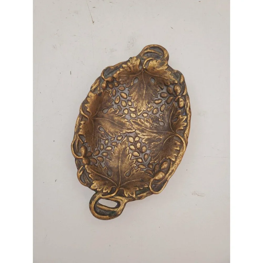 Vintage / BRASS SOAP DISH / Solid Brass Soap Holder Soap Dispenser Vintage - Picture 3 of 10